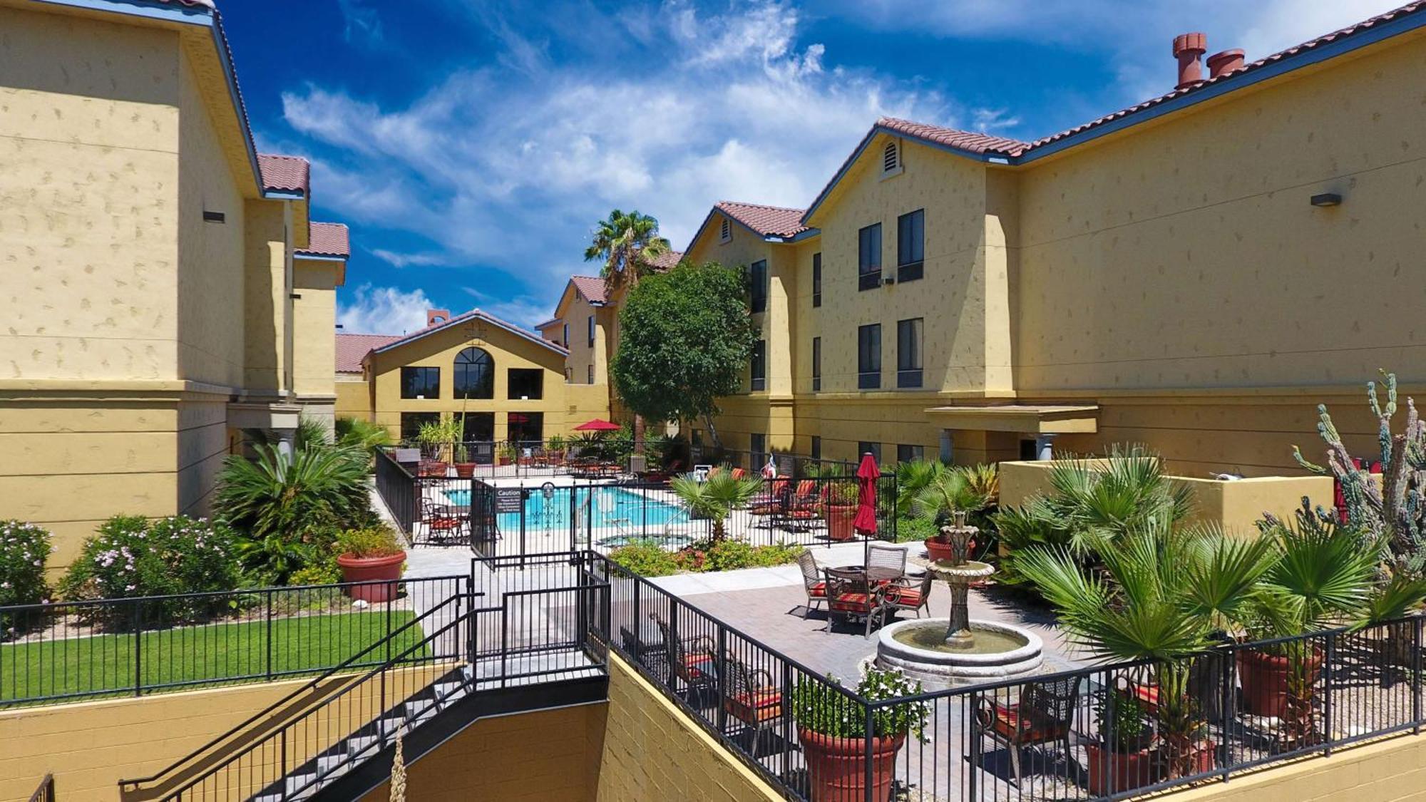 Hampton Inn & Suites Tucson Mall Exterior foto
